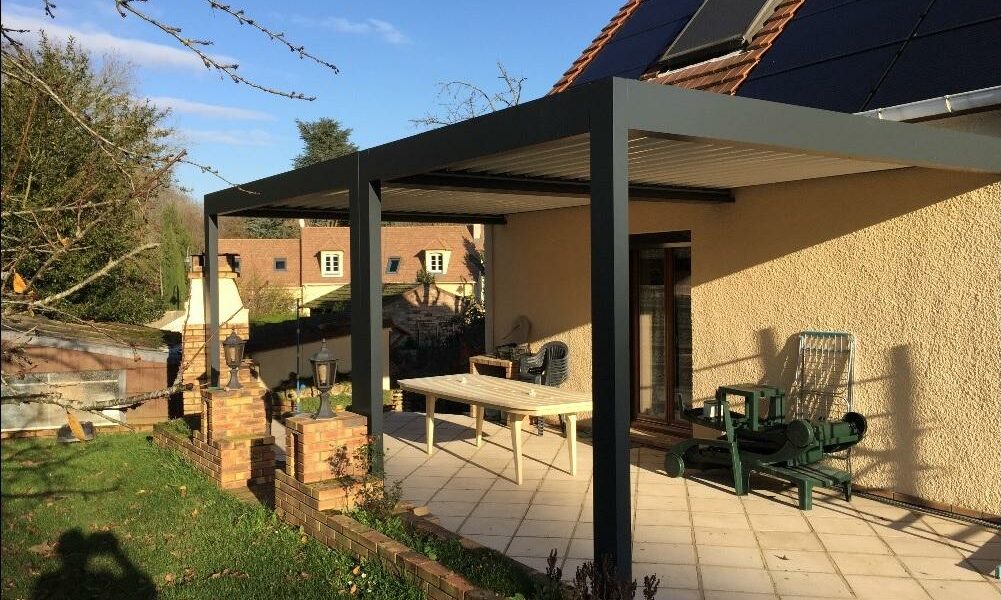 Installation d'une pergola à Forges les Bains 91 Essonne _Weisz.jpg Installation d'une pergola à Forges les Bains 91 Essonne _Weisz.jpg