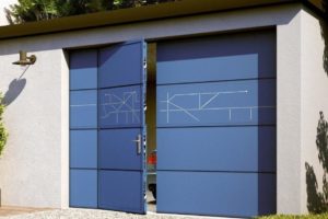 Choix de décoration pour sa porte de garage - Rainurage élégant appliqué directement dans la PG