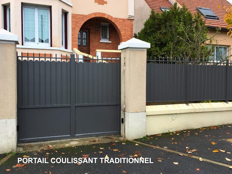 portail coulissant traditionnel sur Paris - WEISZ