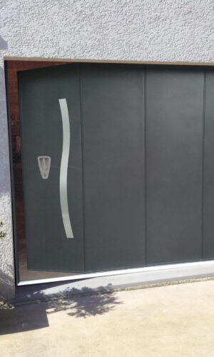 Porte de garage coulissante isolée - Weisz